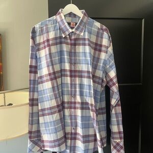 Men’s Zachary prell long sleeve casual button down.
